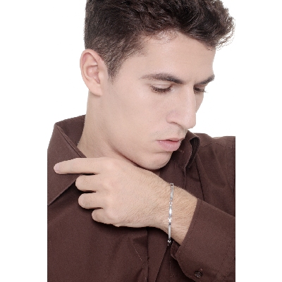 18k white gold bracelet with small bars