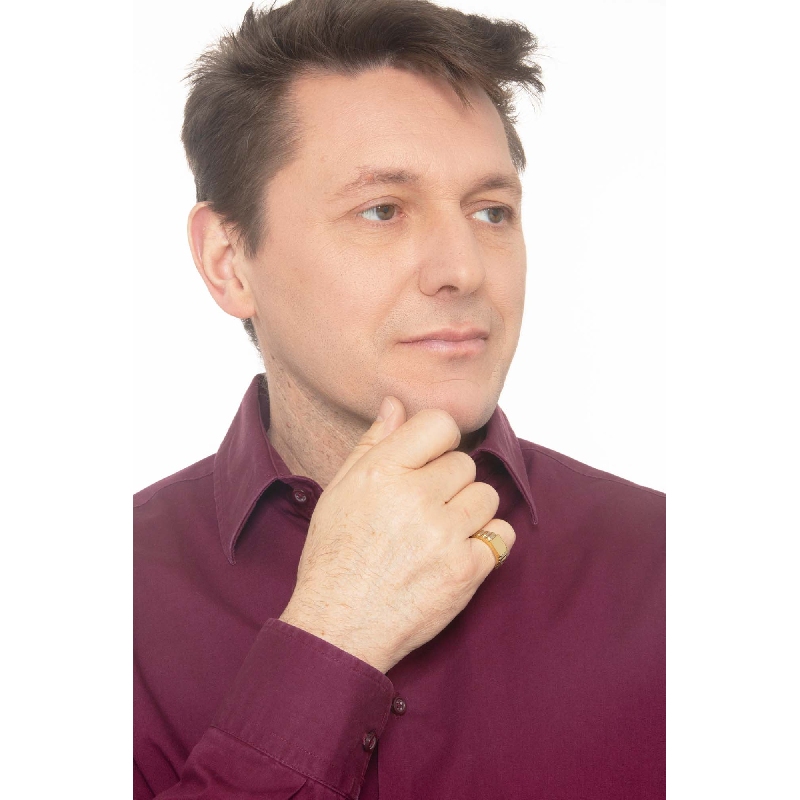 Yellow gold 18k squared ring 