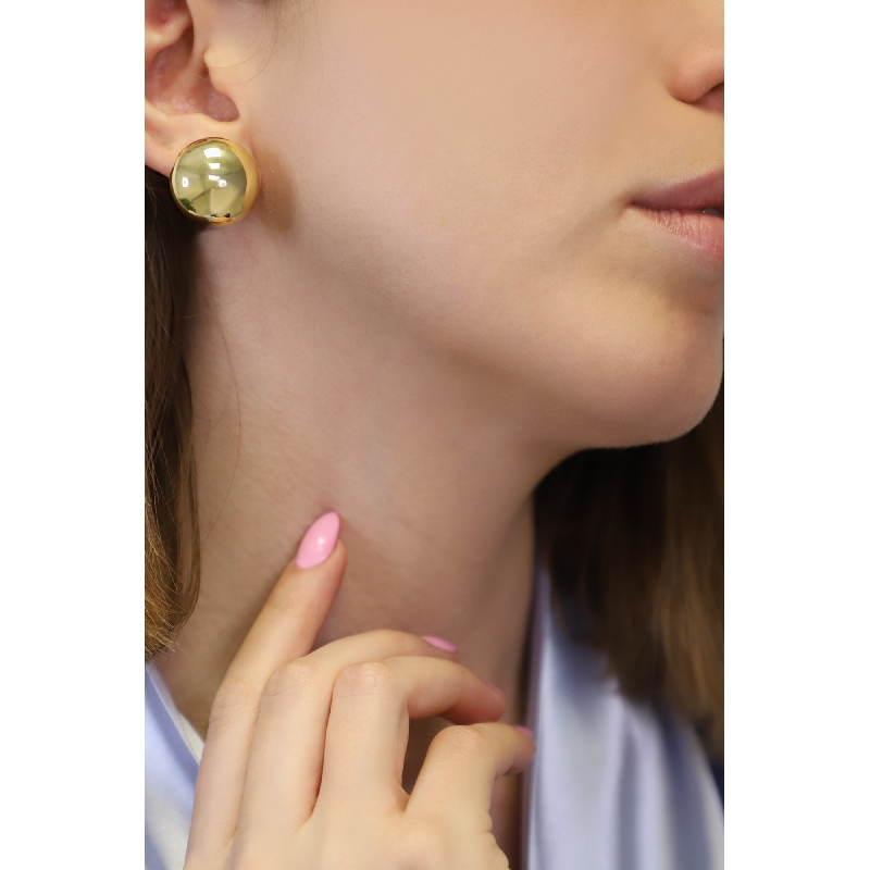 18k gold button earrings  18k gold button earrings