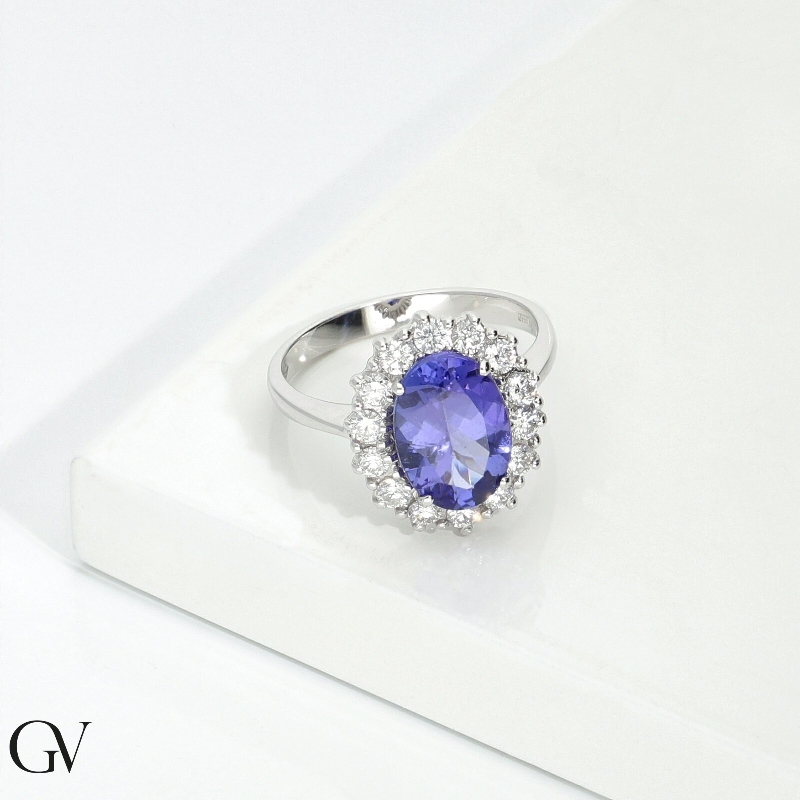 Tanzanite and diamond halo ring 18kt white gold
