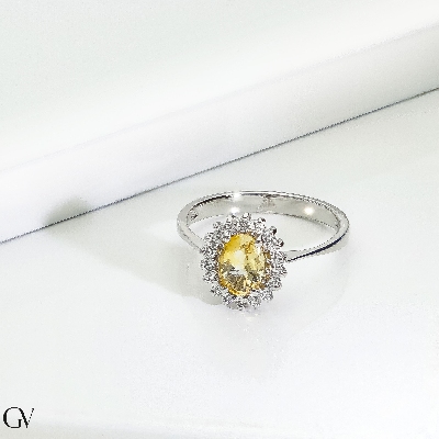 18k white gold ring with diamonds and citrine
