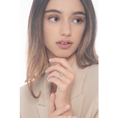 18k white gold ring with diamonds and citrine