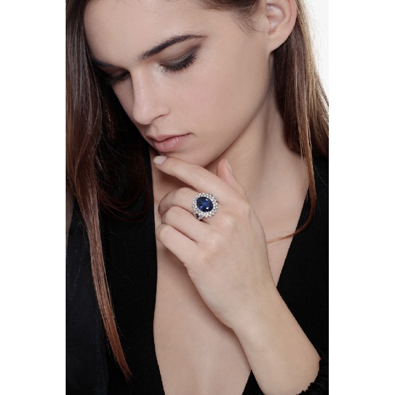 Diamond double halo with blue sapphire white gold 18k Diamond double halo with blue sapphire white gold 18k