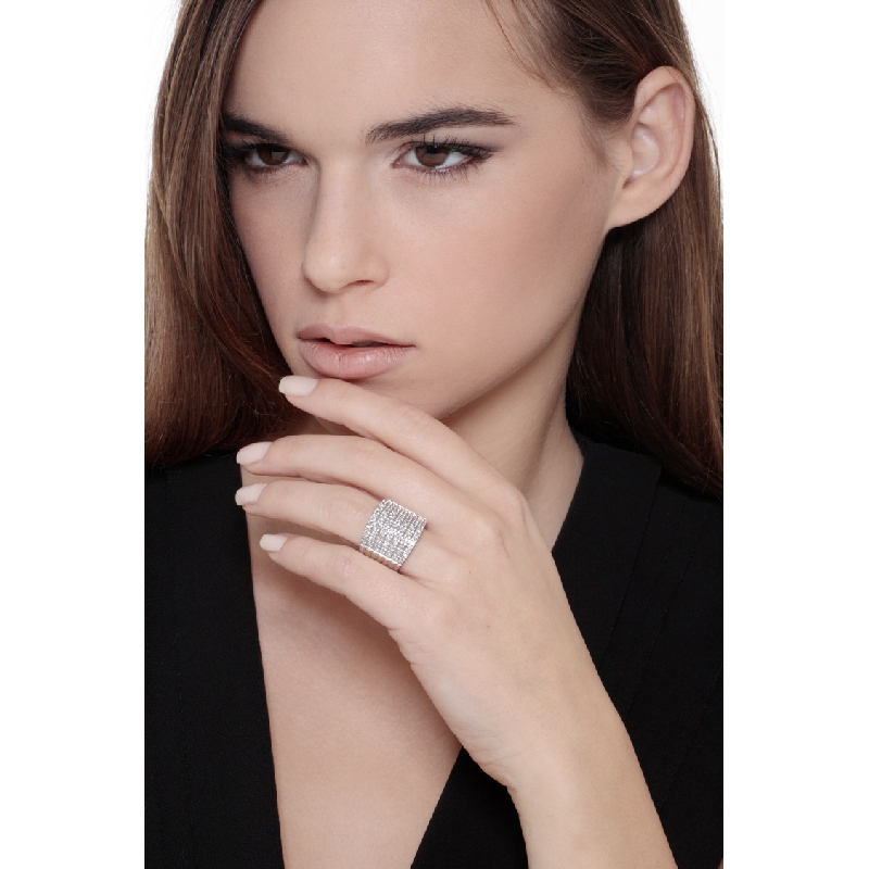 Band ring white gold 18k with diamonds  Band ring white gold 18k with diamonds