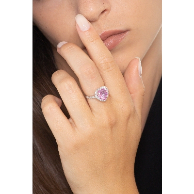 Heart-cut pink sapphire engagement ring with diamonds in 18kt white gold