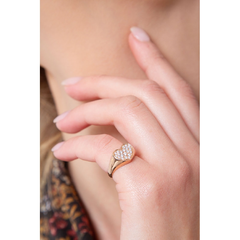 Pinky ring heart shaped pavè ring 750 rose gold Pinky ring heart shaped pavè ring 750 rose gold