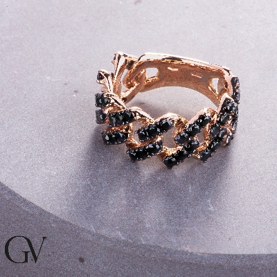 Rosé gold 18k cuban chain link ring with black diamonds  