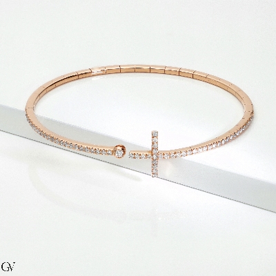 18k rose gold bracelet with cross in diamonds 