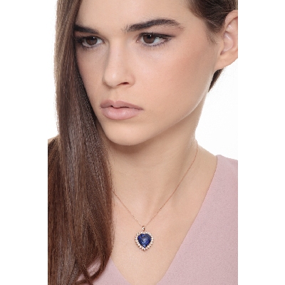 18k rose gold necklace with blue sapphire and diamonds