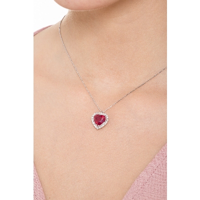 18k white gold necklace with Ruby and diamond heart pendant
