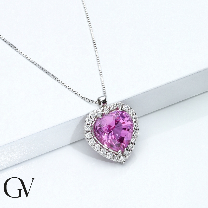 Necklace in white gold 18k with pendant, central heart shaped pink sapphire and diamonds Necklace in white gold 18k with pendant, central heart shaped pink sapphire and diamonds
