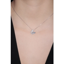 Butterfly with diamond pavè on a wing  2