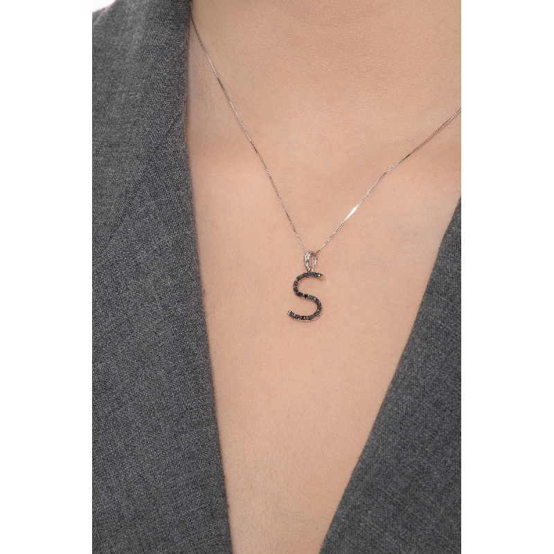 Necklace with initial S in 750 white gold and black diamonds