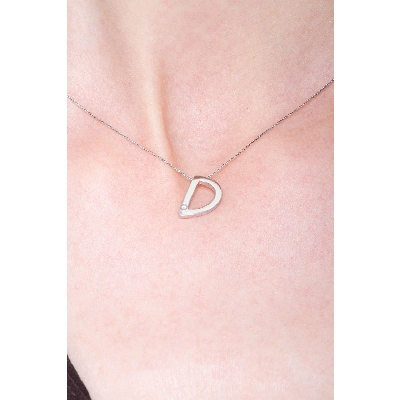 Necklace with letter A in white gold with diamond
