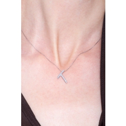 Necklace with initial T in white gold with diamond 2