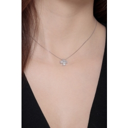 Square cross pendant with diamond pavè 2
