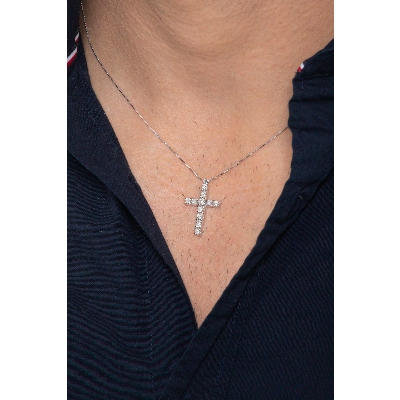 Cross necklace in white gold 750 diamonds