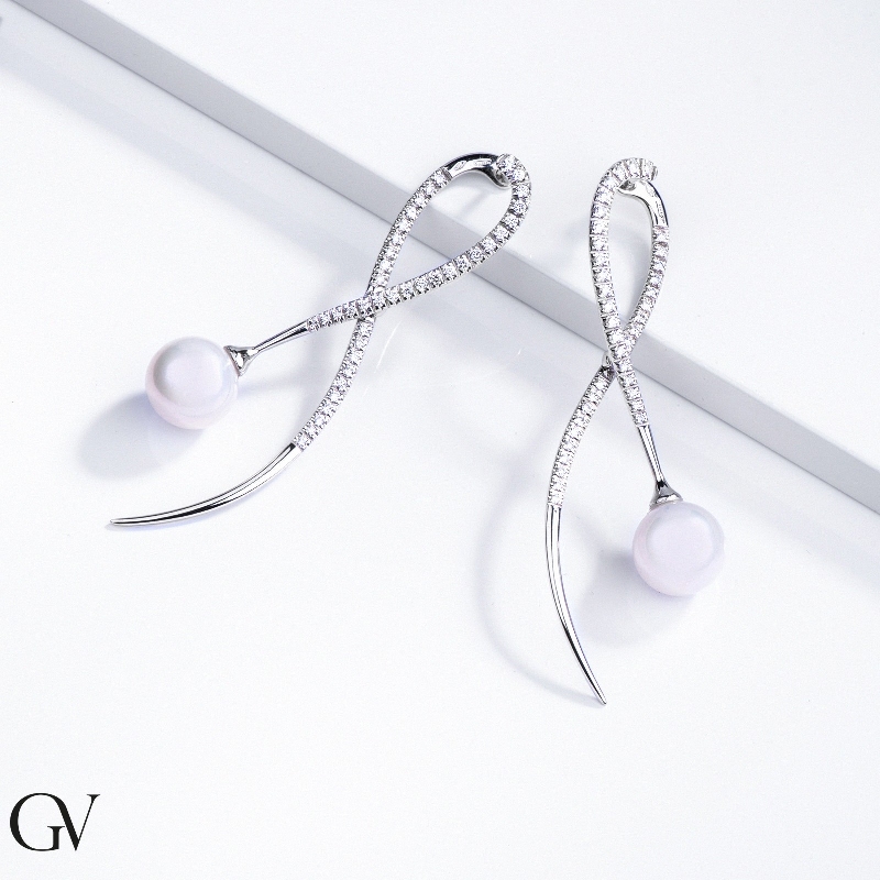 18k white gold fancy geometric earrings with pearls and diamonds