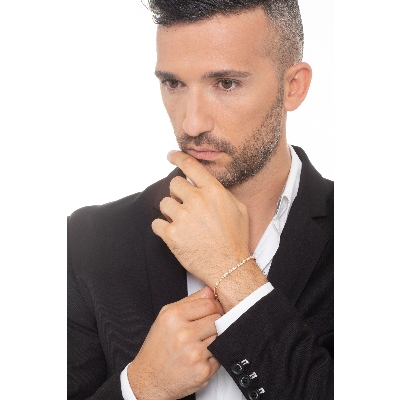 Stylish tennis bracelet in rose gold 18k with diamonds