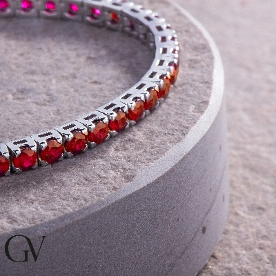 Tennis bracelet with rubies in 18k white gold