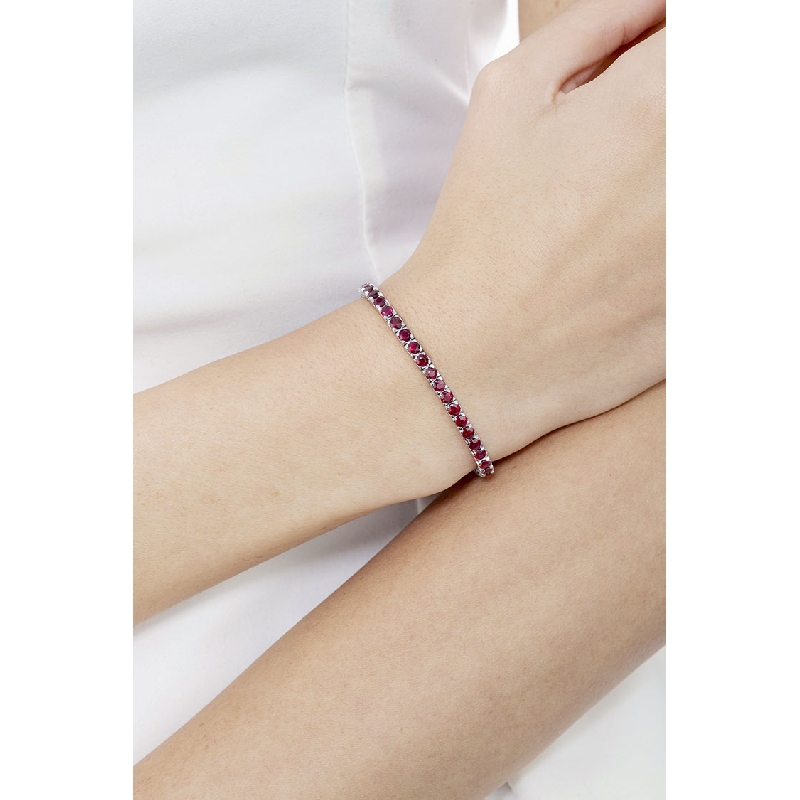 Tennis bracelet with rubies in 18k white gold Tennis bracelet with rubies in 18k white gold