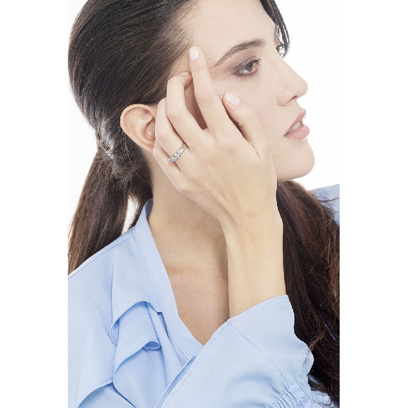 5 diamonds half eternity ring in white gold ct 1,30  5 diamonds half eternity ring in white gold ct 1,30