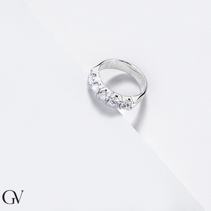 5 diamonds half eternity ring 1,40 ct in white gold 18k 5 diamonds half eternity ring 1,40 ct in white gold 18k