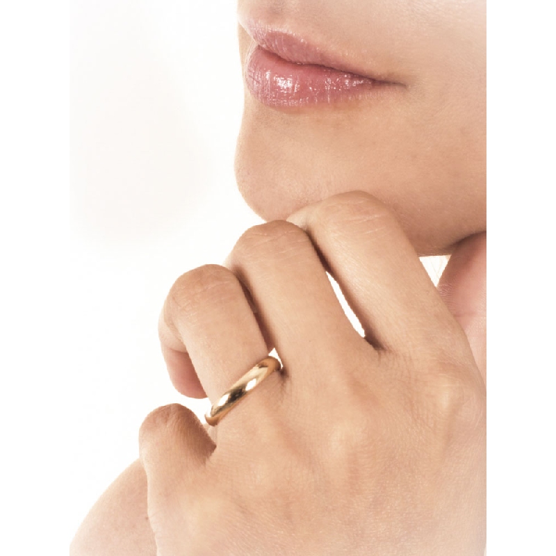 Classical Wedding ring  in 18k yellow gold