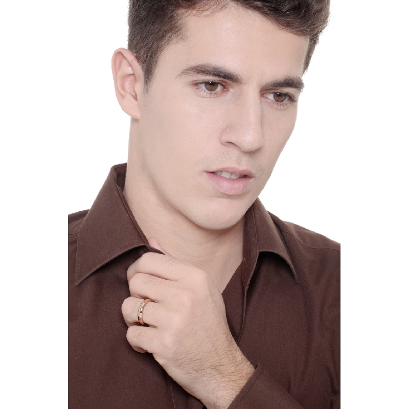 Classical wedding ring in 18k yellow gold