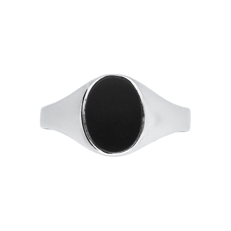 White gold 18k chevalier ring with onyx White gold 18k chevalier ring with onyx