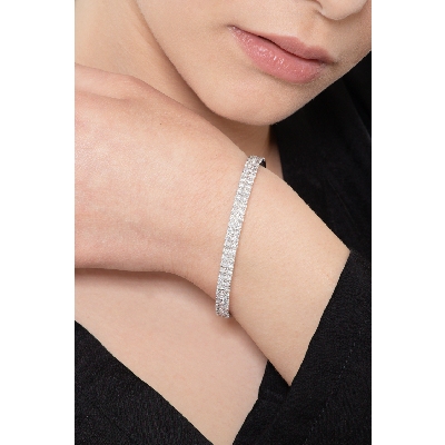 18k white gold rigid bracelet with two rows of diamonds