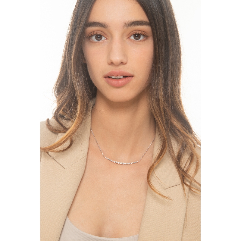 18k white gold necklace with diamonds