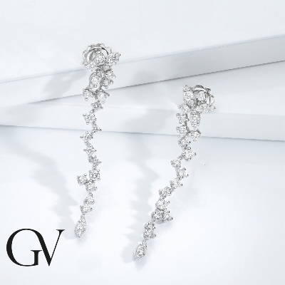 18k white gold drop earrings with diamonds 