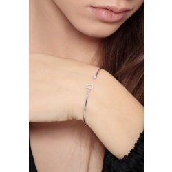 D initial bangle in white gold and diamonds 2