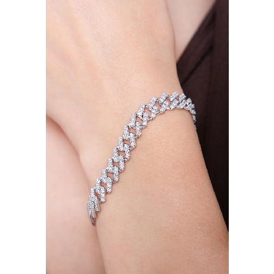 18k white gold cuban link bracelet with diamonds