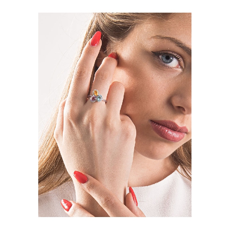 White gold 18k with diamonds and multicolor gemstones White gold 18k with diamonds and multicolor gemstones