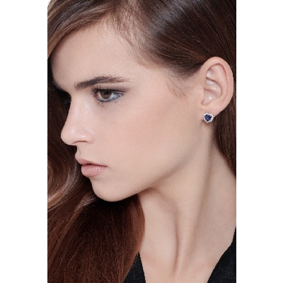 18k white gold stud earrings with blue sapphires heart cut and diamonds 