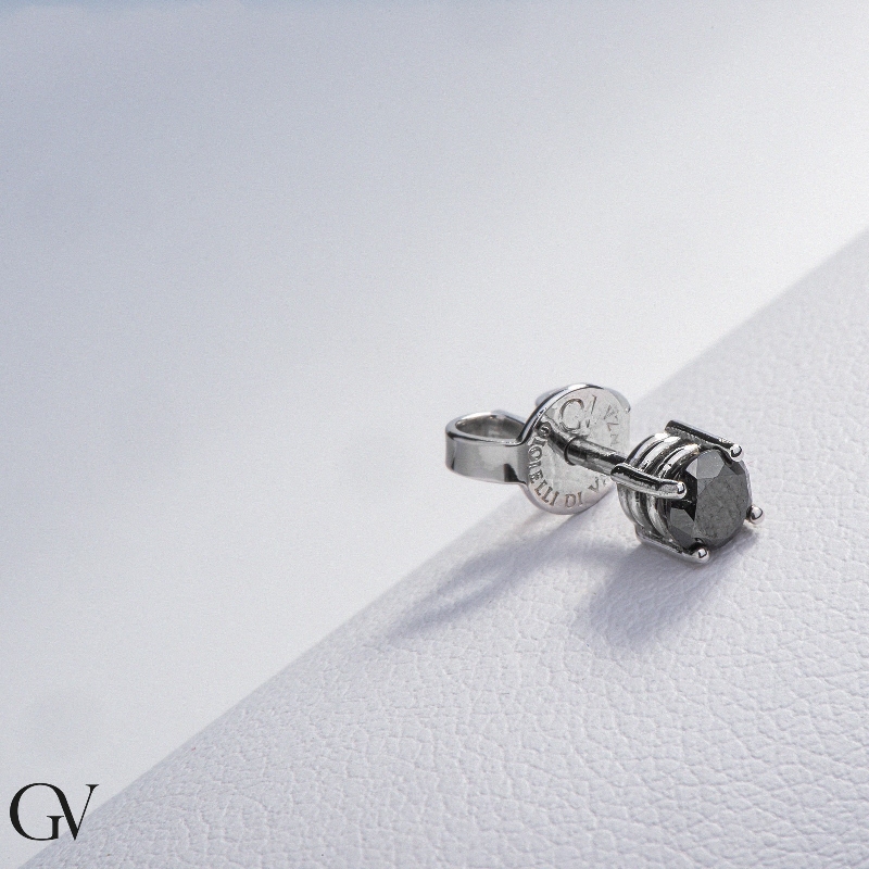 Black diamond single stud man earring