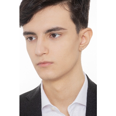 Single 4 prong diamond stud earring