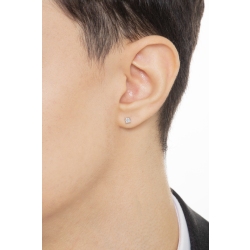 18k white gold single stud earring with diamond 2