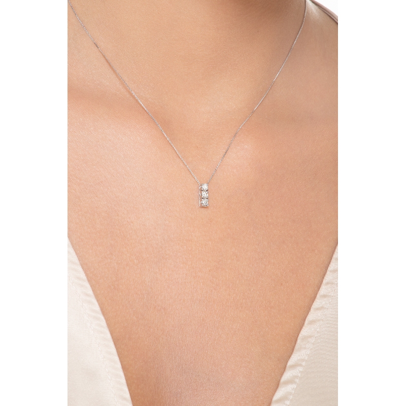 White gold 18k necklace with diamonds trilogy pendant  White gold 18k necklace with diamonds trilogy pendant