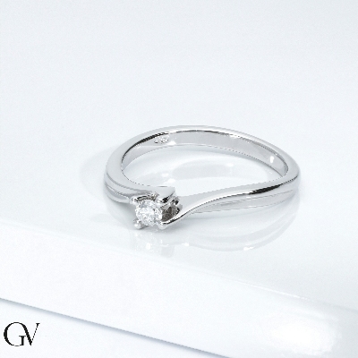 Solitaire ring white gold 18k with a 0,10 ct diamond 