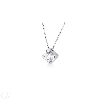 Prong setting diamond solitaire pendant 