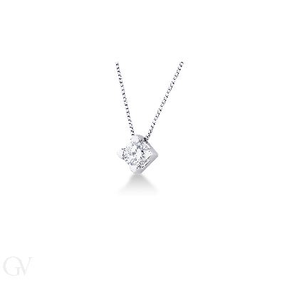 Prong setting diamond solitaire pendant