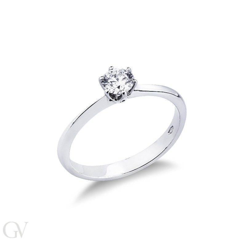 Six prong solitaire setting in white gold 18k