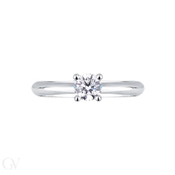 Four prong solitaire ring 