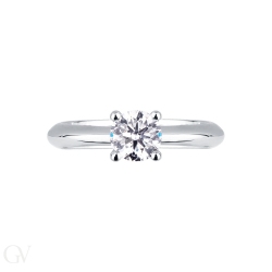 Solitaire setting white gold