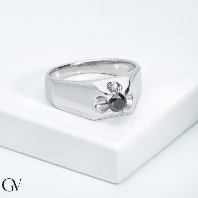 Male solitaire ring in white gold 18k with black diamond