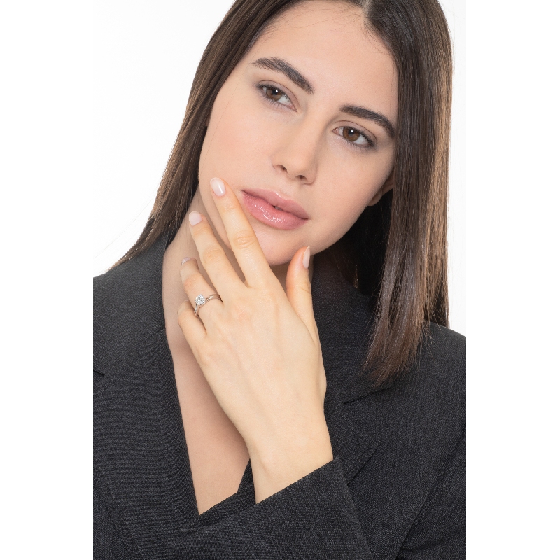 4 claw solitaire Valentino Model white gold 18k, 1.00 ct 4 claw solitaire Valentino Model white gold 18k, 1.00 ct