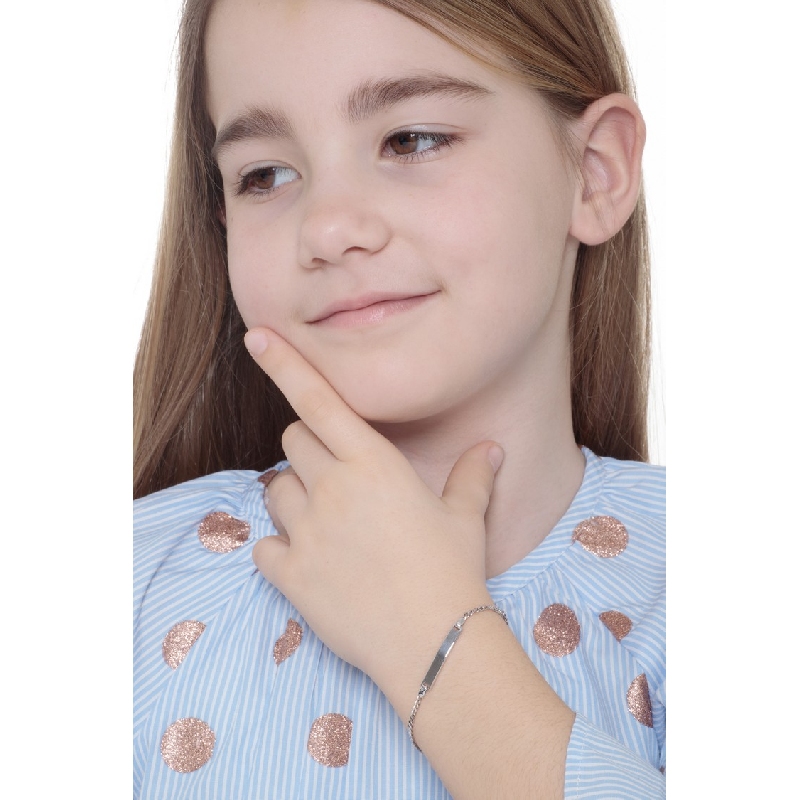 Thin nameplate 18kt white gold bracelet